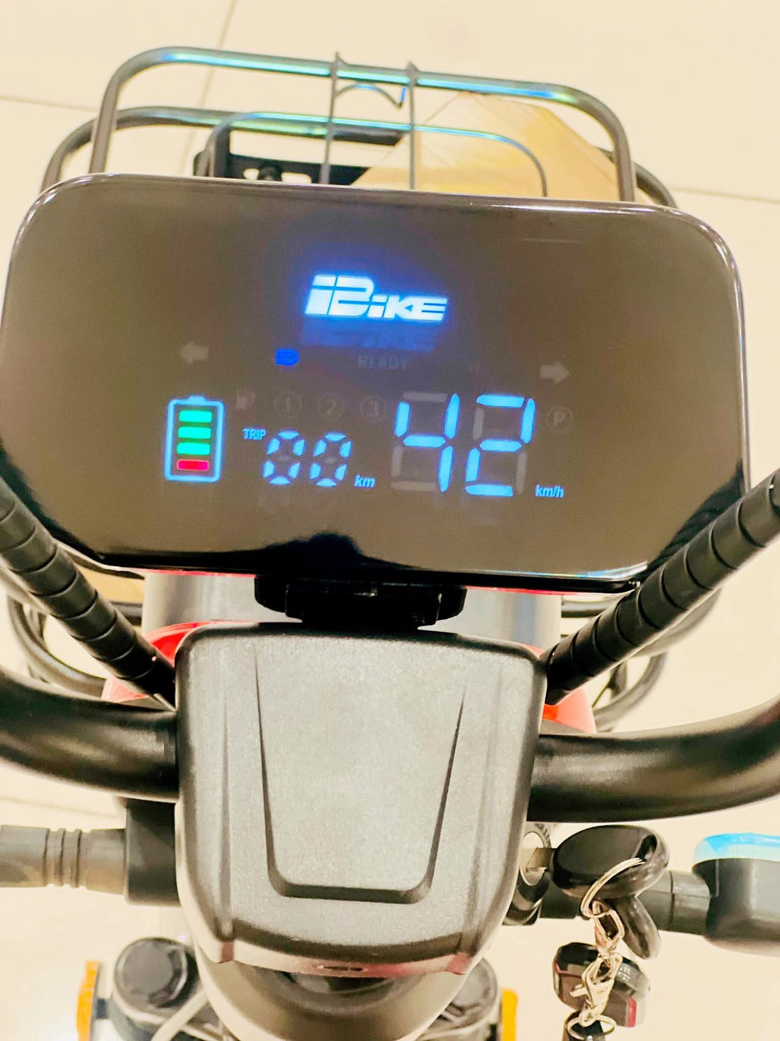 Rohan Wings KLL 04 electric bike with long-range battery and durable frame.