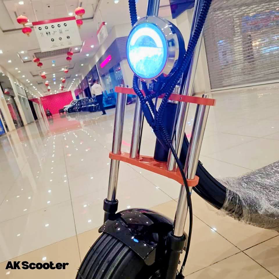 Kugoo Kirin C2 Pro e-scooter with LED display and solid tires