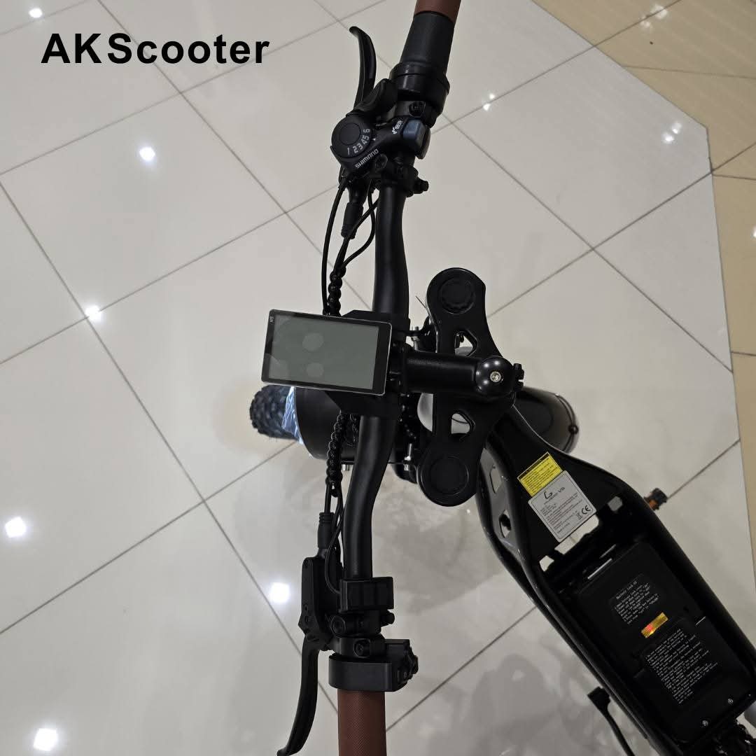 Kugoo Kirin V5 electric bike with strong motor, long-range battery, and stylish, durable design for comfortable city riding.