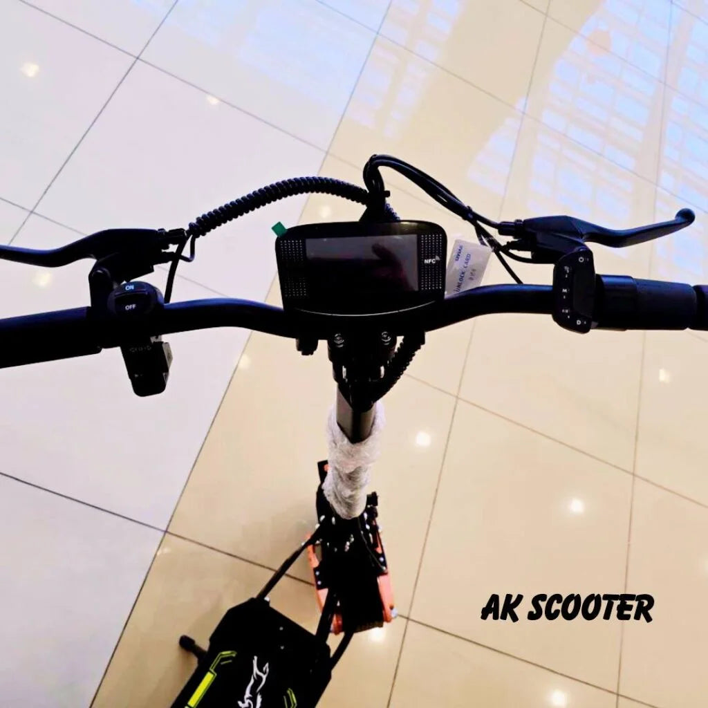 Lucky Land L2 Electric Scooter – Lightweight Electric Scooter for Daily City Commute