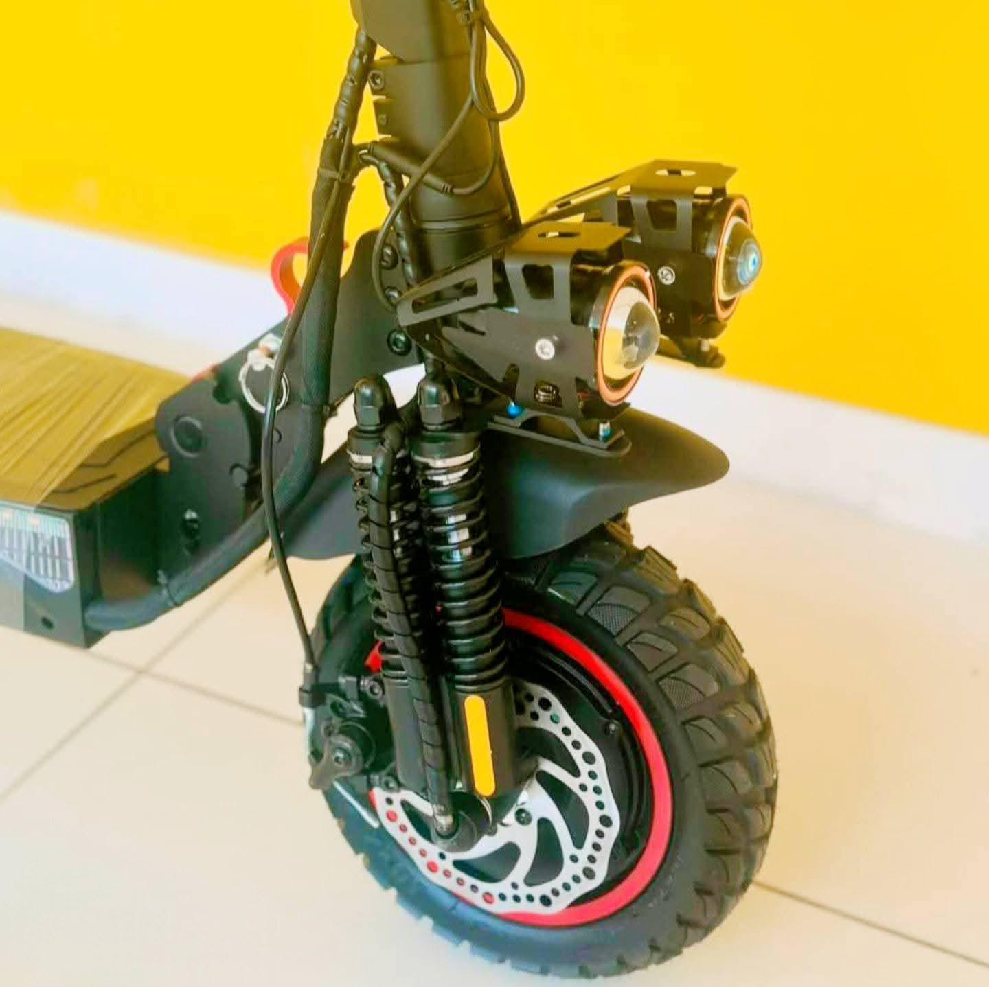 VLRA T4 Dual Motor e scooter – strong battery and high speed ride