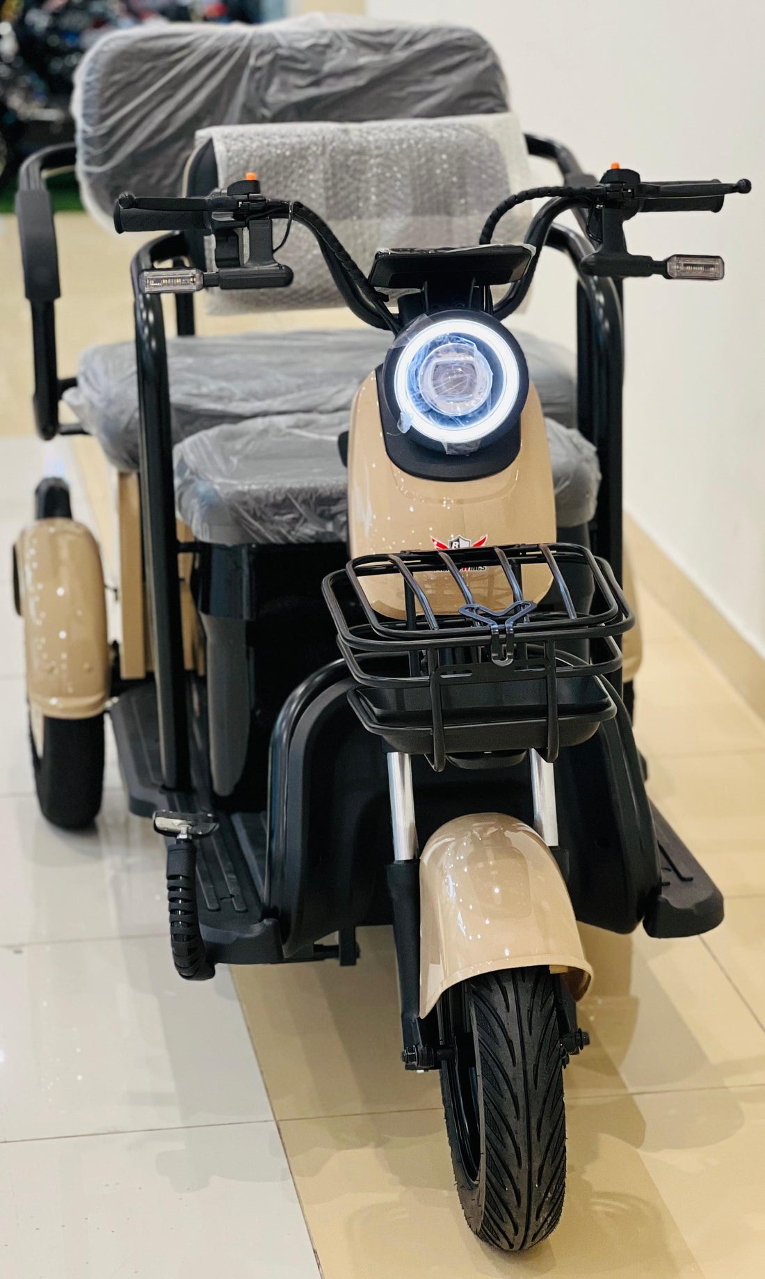 Rohan Wings X7 electric tricycle with a stable, three-wheel design for safe commuting.