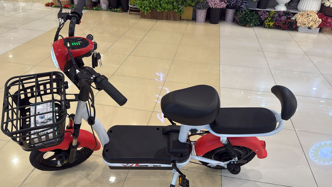 XMX Rohan Wings electric scooter, escooter and electric scooter for adults with durable frame and long-range battery.