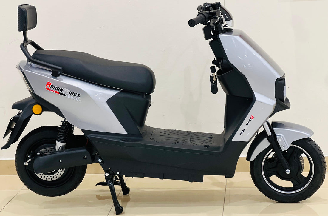 B01 Electric Smart-Pro Scooter with a sleek, modern design for urban commuting.